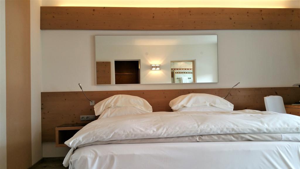 Hotel Vergeiner Seefeld in Tirol Ruang foto